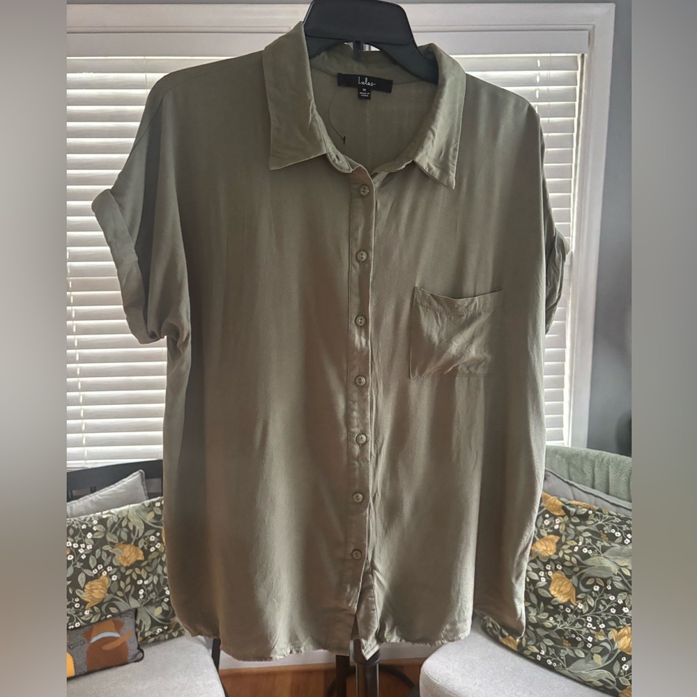 Lulu's Sage Green Casual Shirt